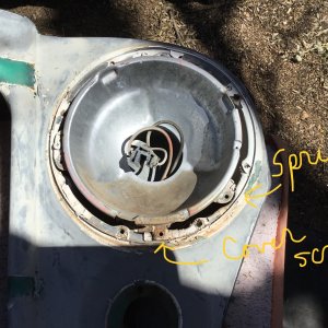 Headlight socket